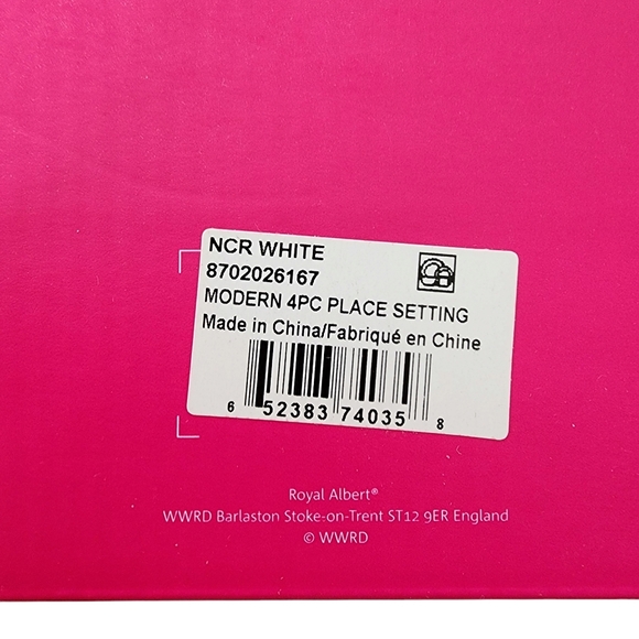 ROYAL ALBERT Dishes New Country Roses One 4 Piece Place Setting England - Picture 14 of 14